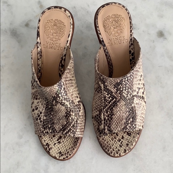 vince camuto snakeskin sandals